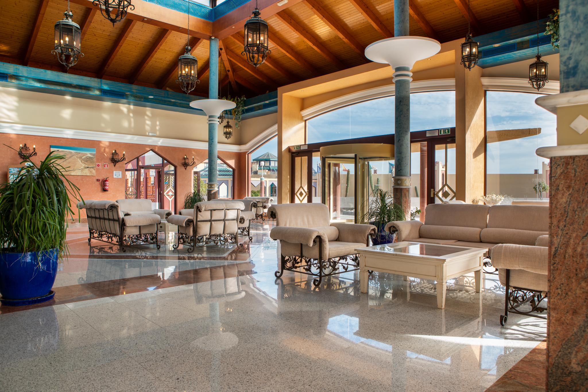 Hotel Esmeralda Maris By Livvo Коста Калма Экстерьер фото