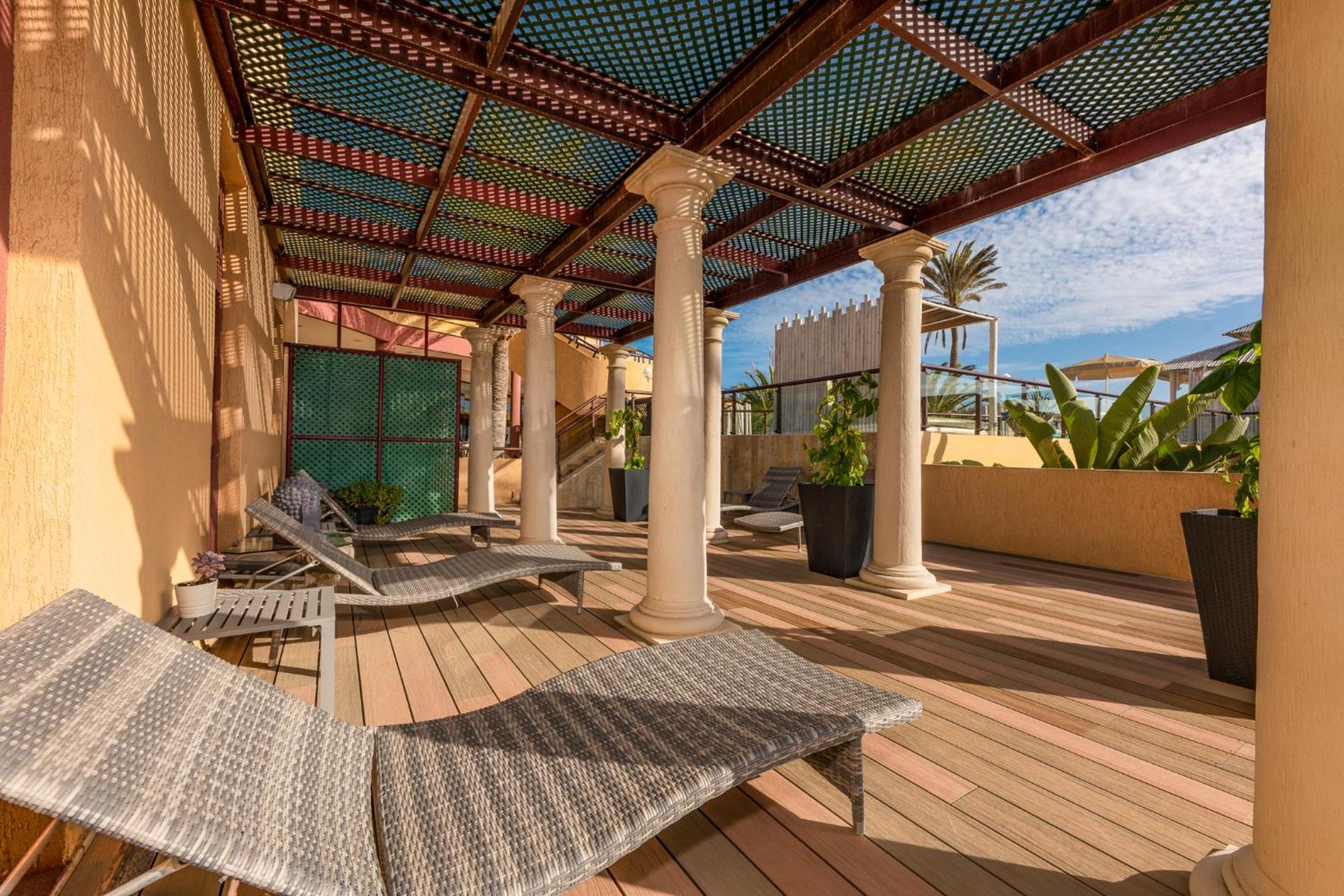 Hotel Esmeralda Maris By Livvo Коста Калма Экстерьер фото